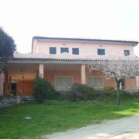 Fumu Ludurru Farm Stay Padru Luaran gambar